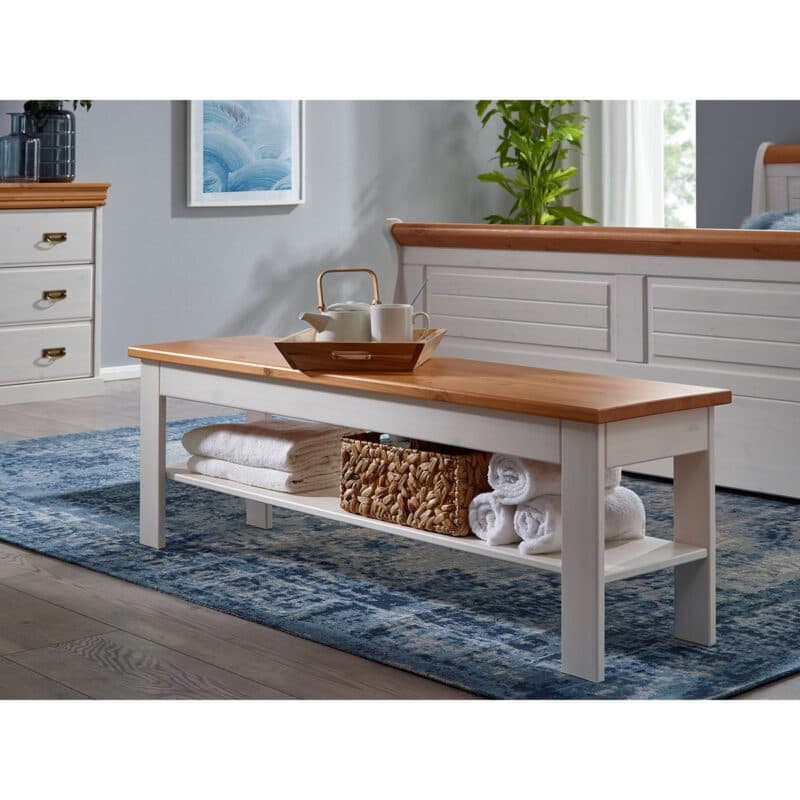Trendstore Gaius Bettbank aus Kiefer massiv in weiß gewachst mit Sitzfläche in Kiefer honigfarben.