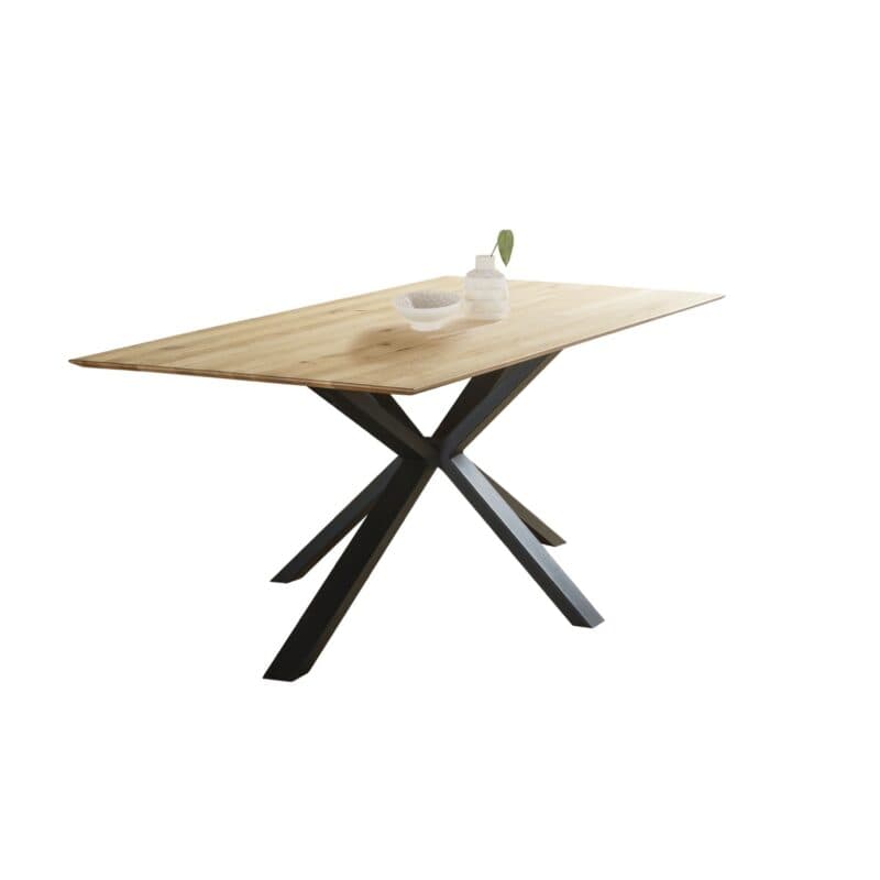 Liadomo Grenoble Esstisch Wildeiche massiv geölt Tischplatte schweizer Kante Jupiter-Gestell Metall schwarz schräg freigestellt