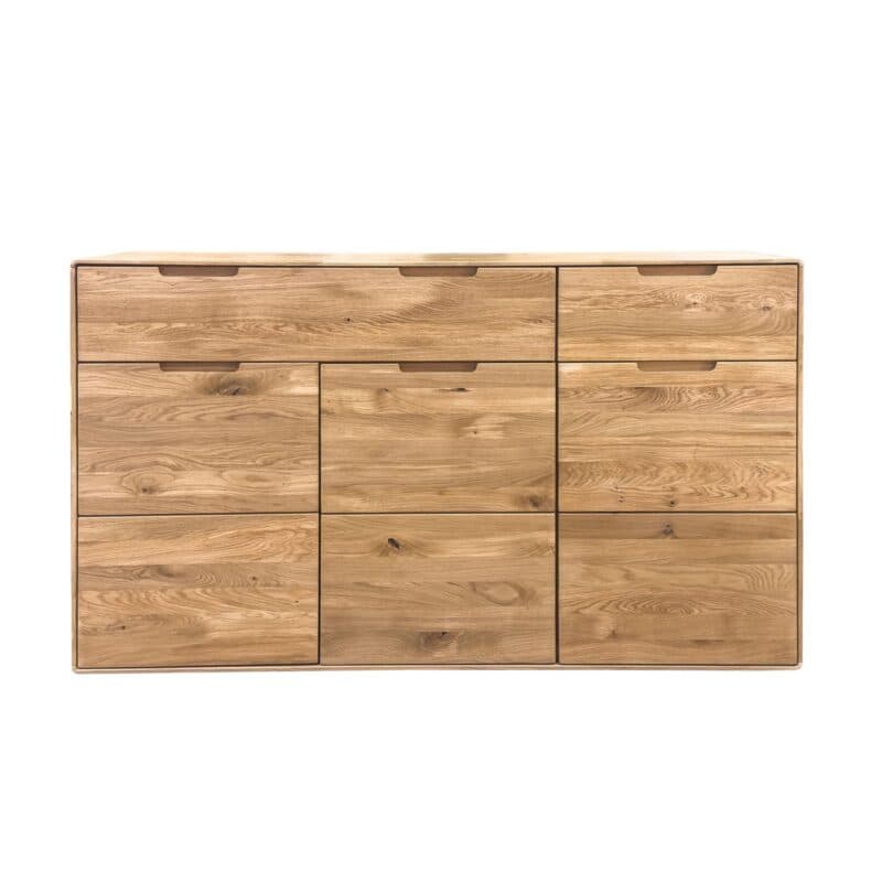 Liadomo Genua Kommode III aus Wildeiche massiv geölt mit 3 Türen und 2 Schubladen.