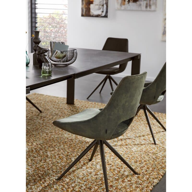 Musterring Navarra rechteckiger Ausziehtisch mit Platte aus Dekton - Wohnbeispiel