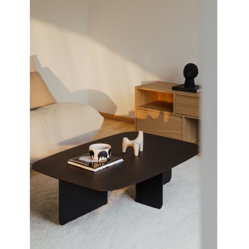 Metallbude Livia Couchtisch aus Metall in Schwarz - Wohnbeispiel