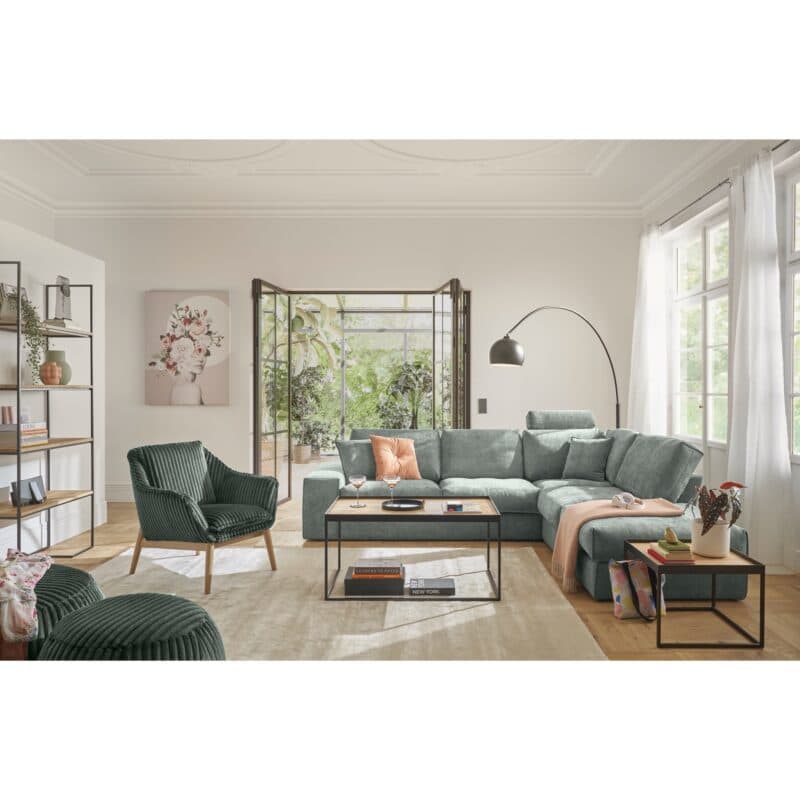 set one by Musterring Orlando Collare Couchtisch eckig mit Platte in Eiche natur - Wohnbeispiel