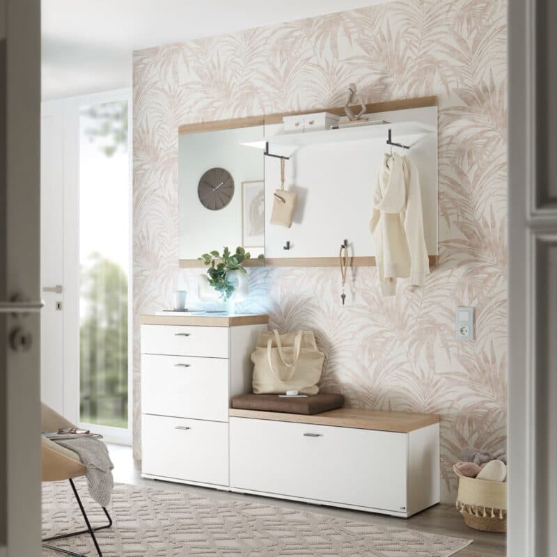 Set One by Musterring Lancaster-Dielen Garderobe Vorschlag 13A Weiß matt Absetzungen Eiche artisan Nachbildung Milieubild