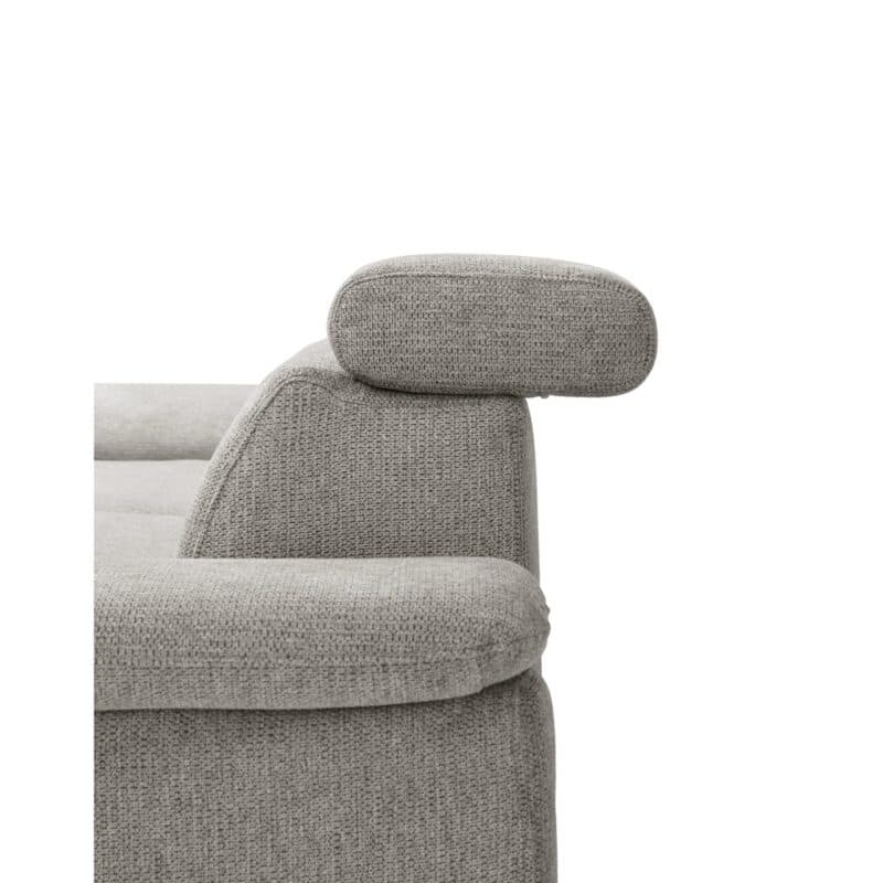 Trendstore Ezra Ecksofa in Bezug Argon taupe - Detail manuelle Kopfteilverstellung