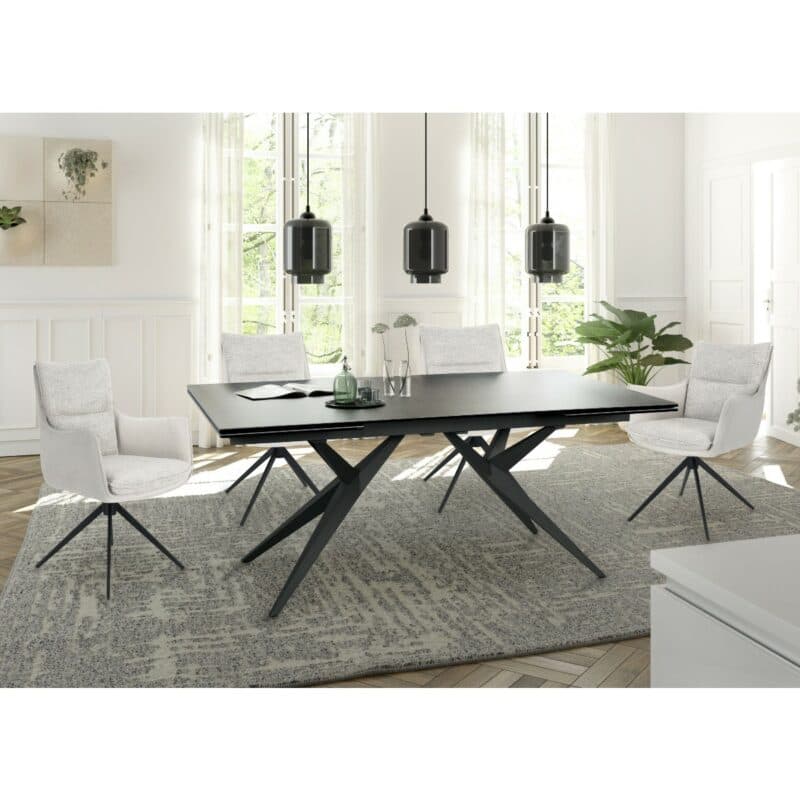 Louming Mandy Armlehnstuhl mit Bezügen in Silbergrau - Wohnbeispiel