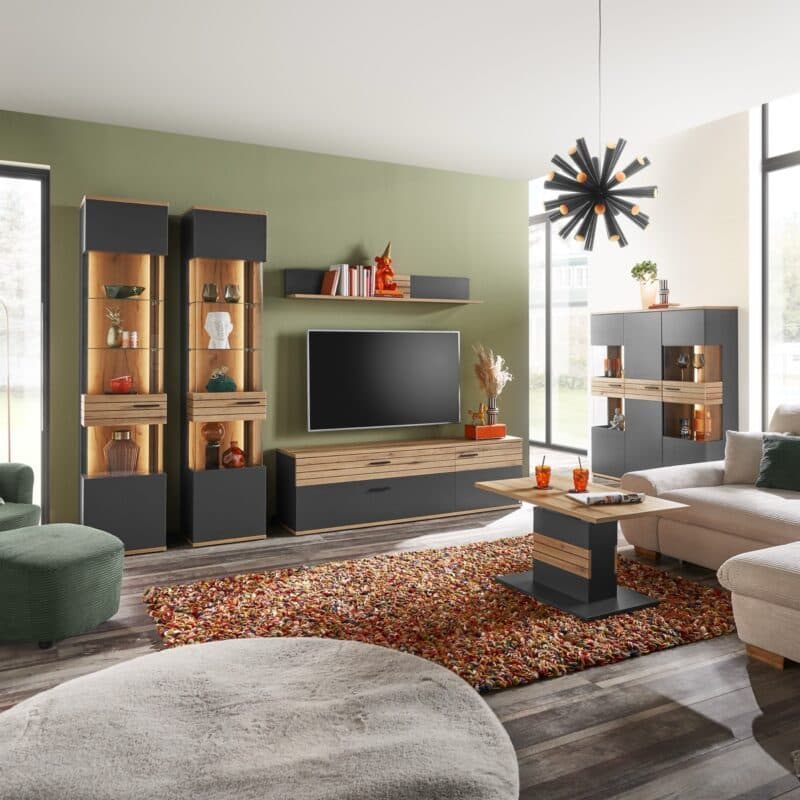 set one by Musterring Quincy Couchtisch mit Liftmechanik - Dekor Anthrazit Absetzung in Eiche Nachbildung - Wohnbeispiel