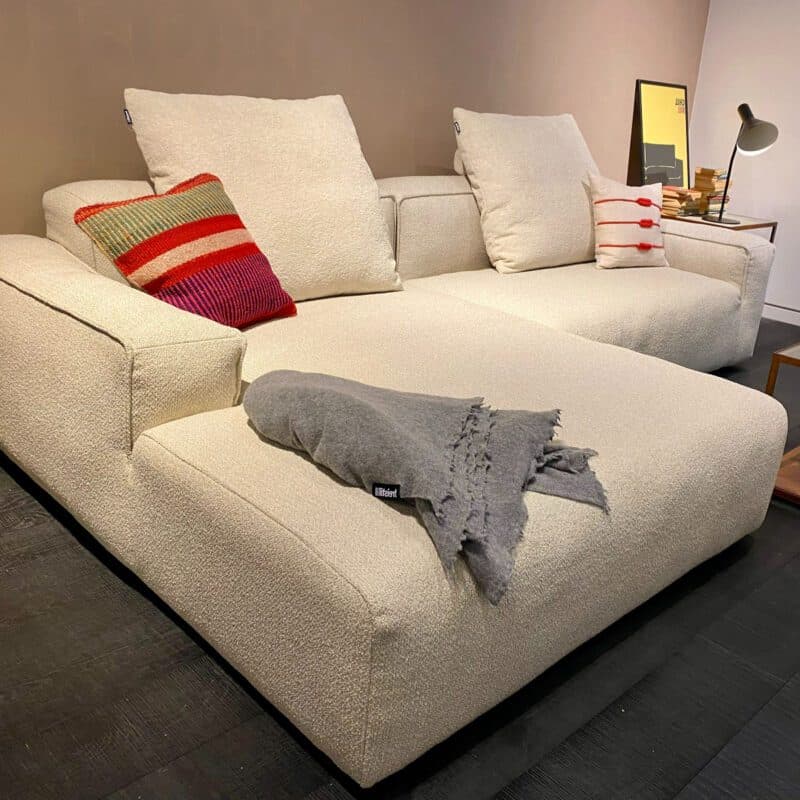 freistil by Rolf Benz Freistil 175 Ecksofa in Bouclé - Ottomane links - Perspektivansicht