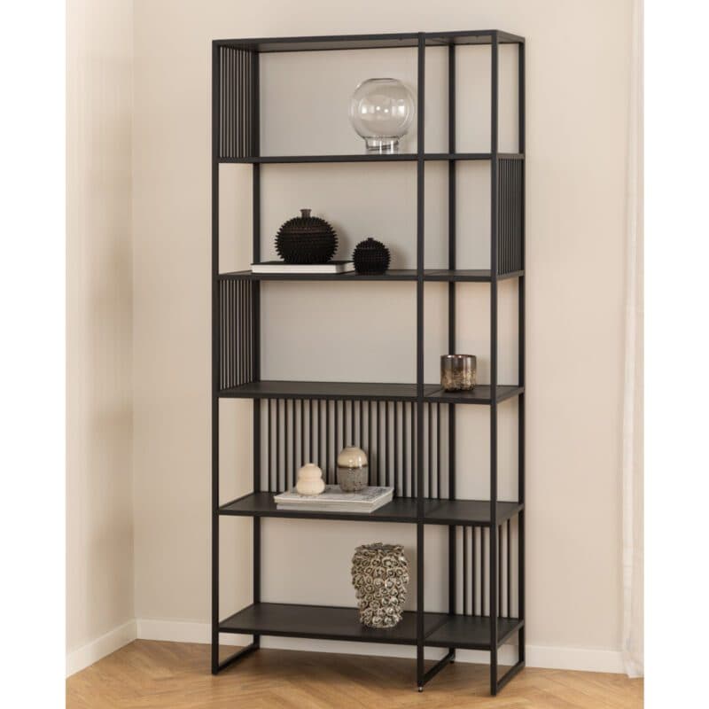 Liadomo Abril Regal mit 5 Fächern, Böden in Marmor-Optik und Gestell in Schwarz - Wohnbeispiel