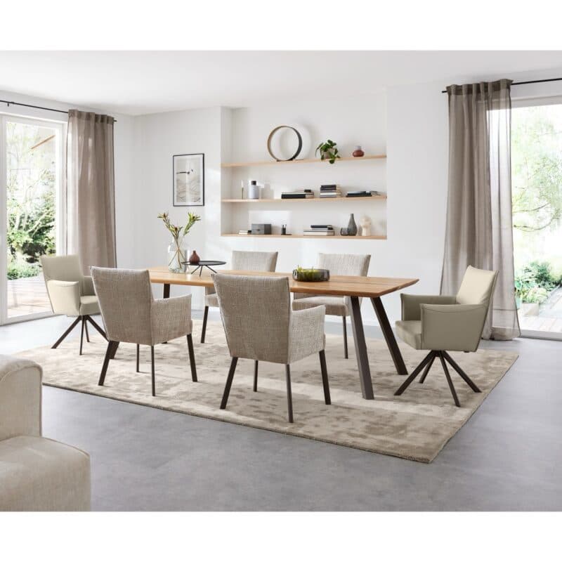 Musterring Nilan Armlehnstuhl in Leder Tendens latte mit Stativgestell in marron - Wohnbeispiel