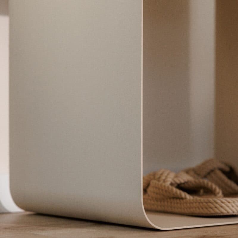 Metallbude Damio Nachttisch in Metall cashew – Detail Korpus