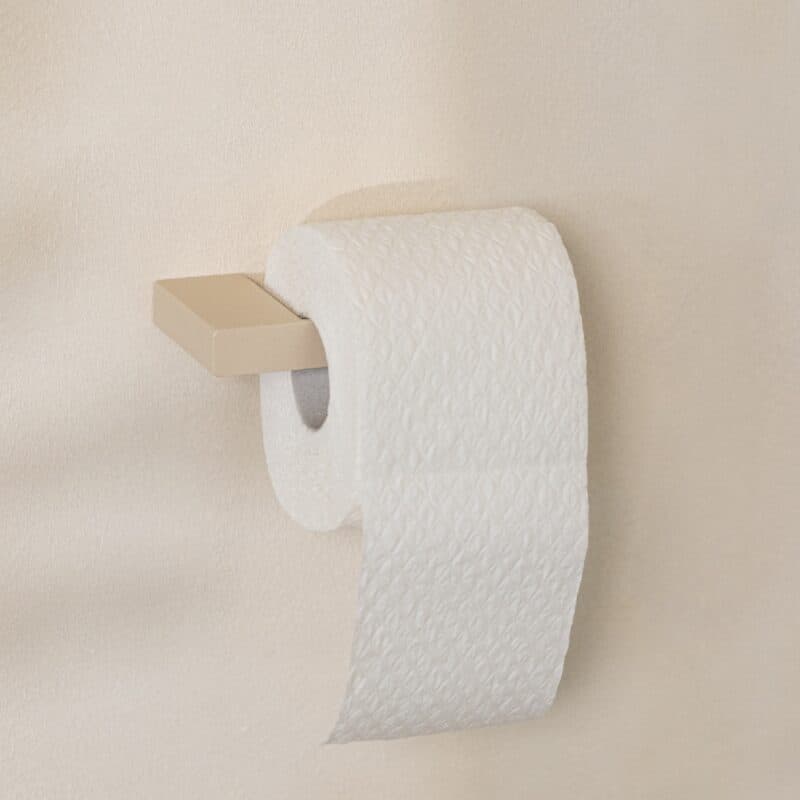 Metallbude Tuali Toilettenpapierhalter in Metall cashew – Wohnbeispiel