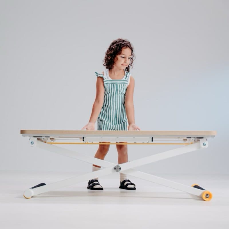 poptop Kinderschreibtisch höhenverstellbar in Weiß - Funktionsbild