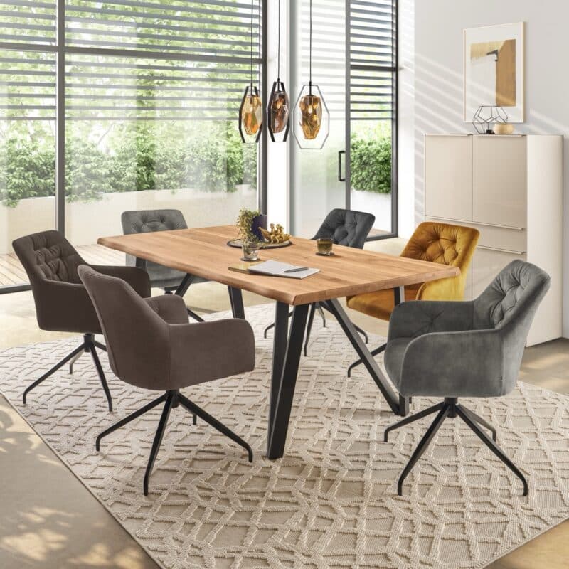 set one by Musterring Yonkers Armlehnstuhl in Microfaserbezug – Wohnbeispiel