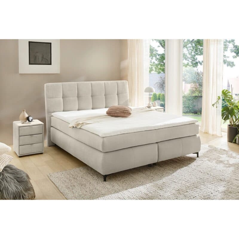 Trendstore Jale Boxspringbett Bezug Microfaser 403/07 beige in 180 x 200 cm - Wohnbeispiel